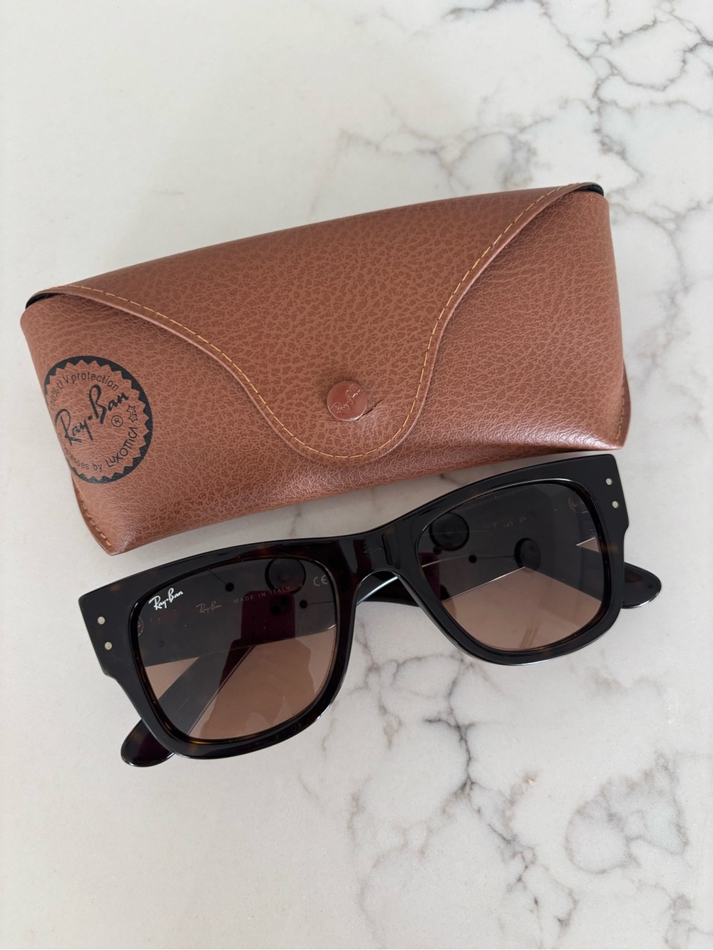 rayban mega wayfarer